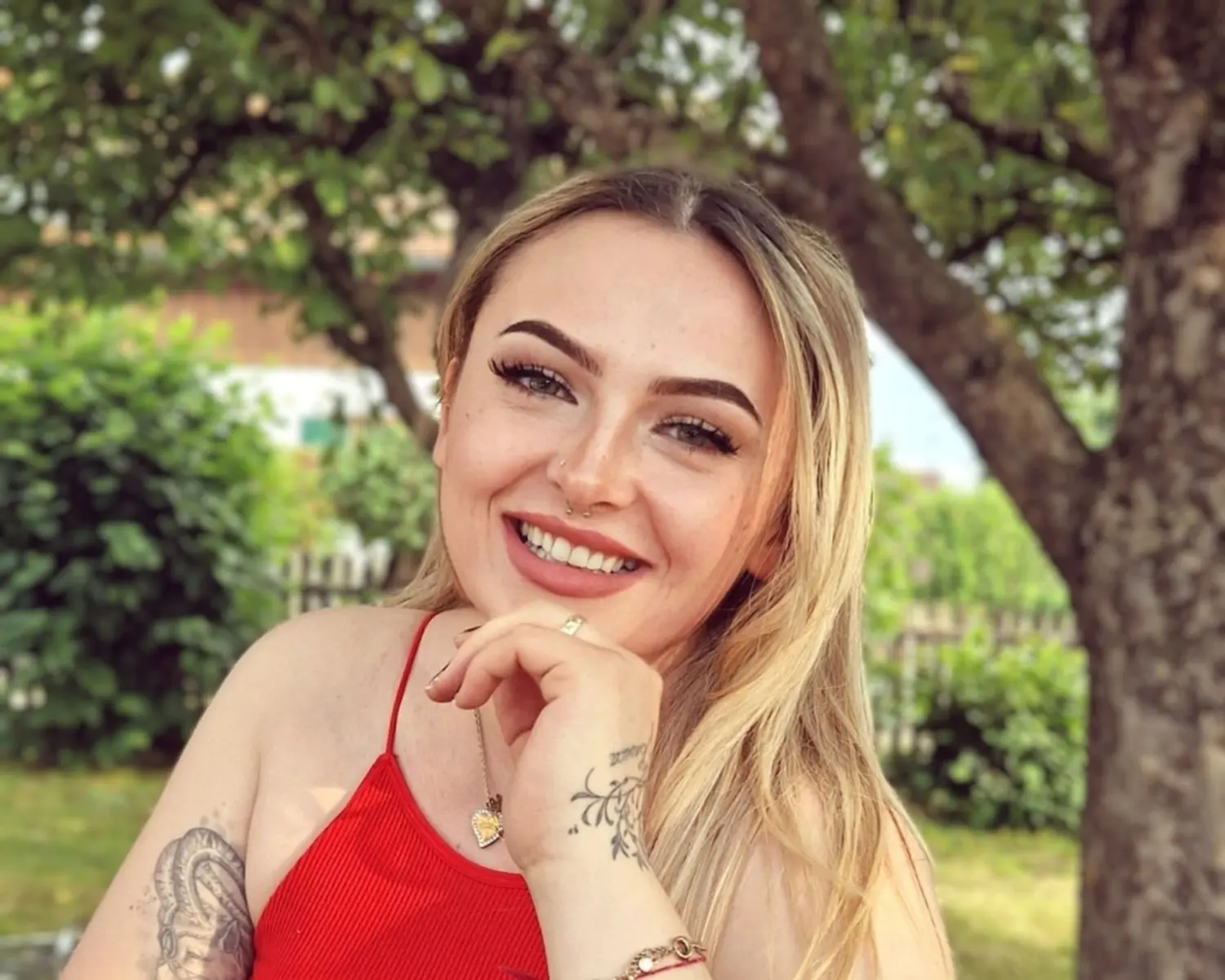 kosmetische Behandlung von Elysian Aesthetics